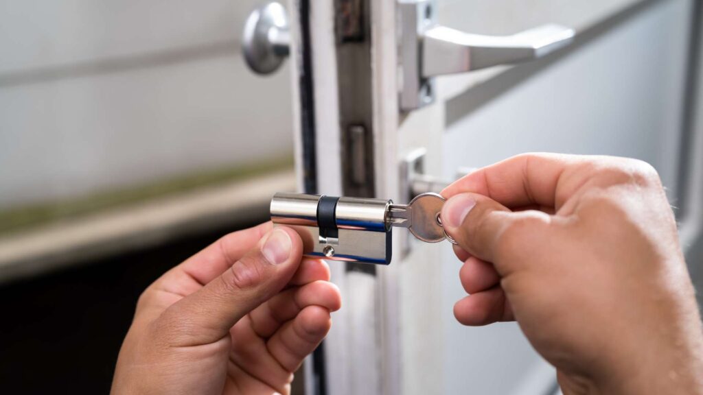 Lockout of House